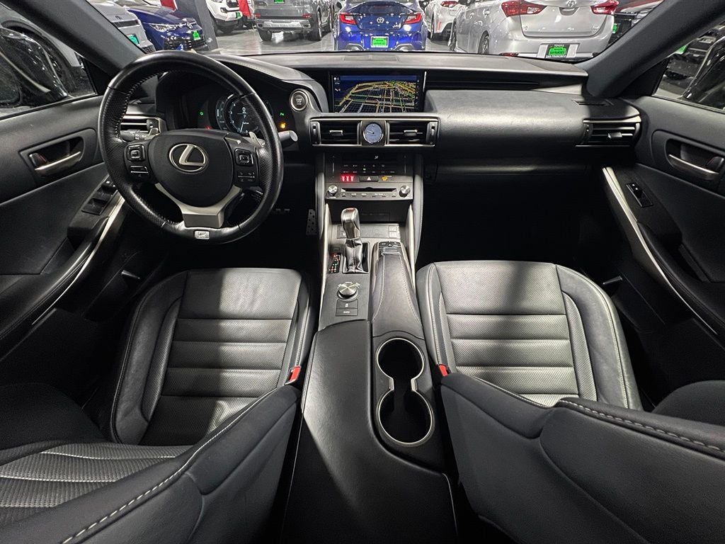 2019 Lexus IS 350