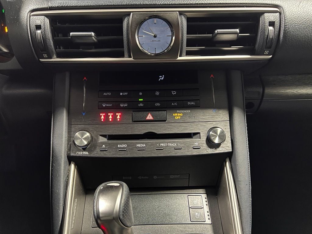 2019 Lexus IS 350