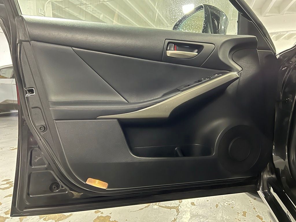 2019 Lexus IS 350