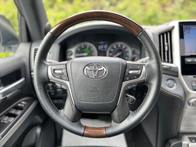 2020 Toyota Land Cruiser Heritage Edition