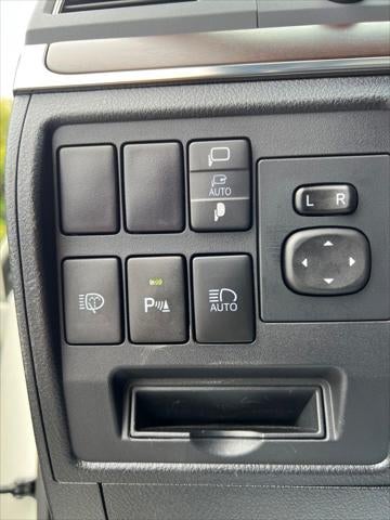 2020 Toyota Land Cruiser Heritage Edition