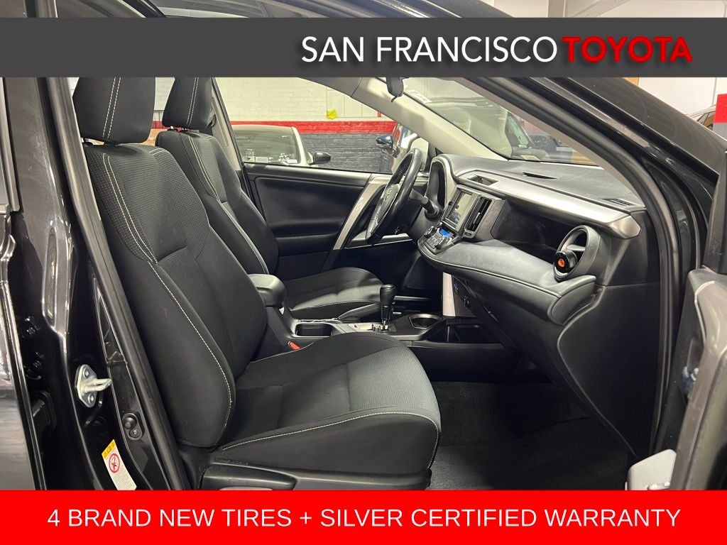 2017 Toyota RAV4 Hybrid XLE