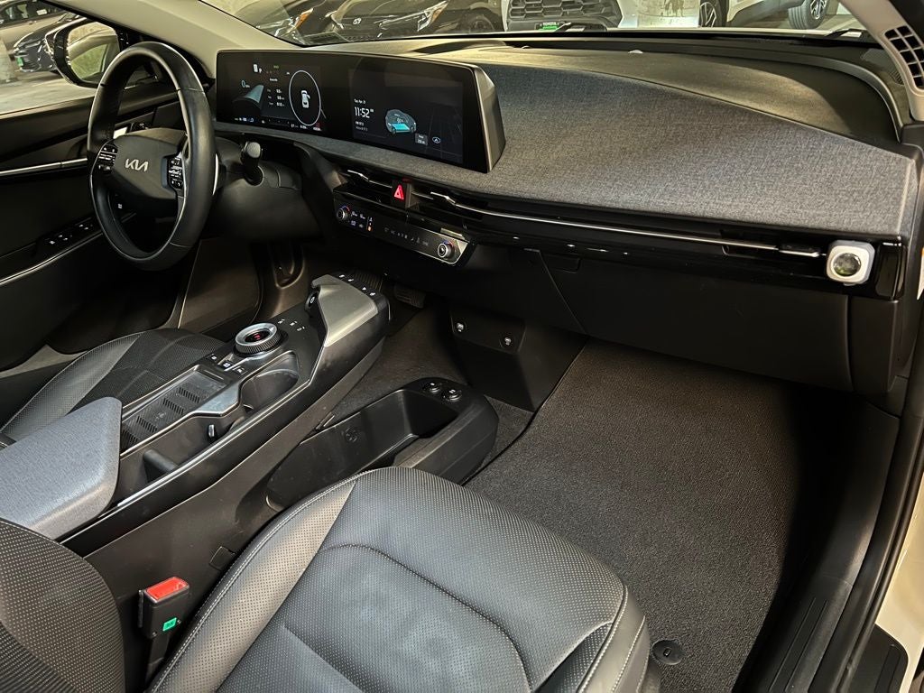 2022 Kia EV6 Wind