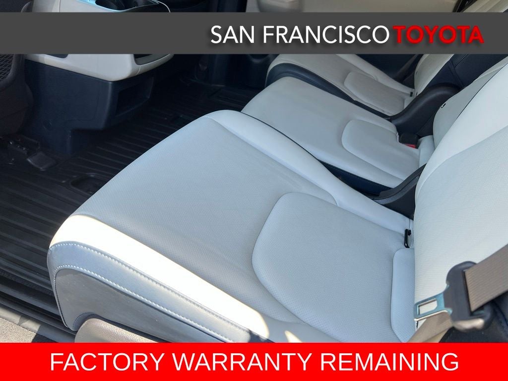 2025 Kia Carnival Hybrid EX