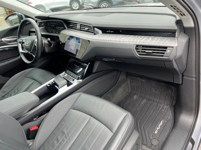 2022 Audi e-tron Premium quattro