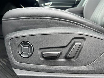 2022 Audi e-tron Premium quattro