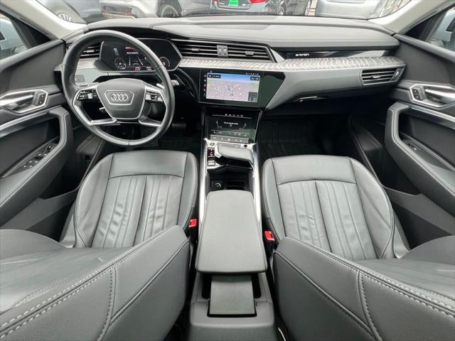 2022 Audi e-tron Premium quattro