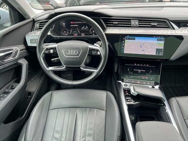 2022 Audi e-tron Premium quattro
