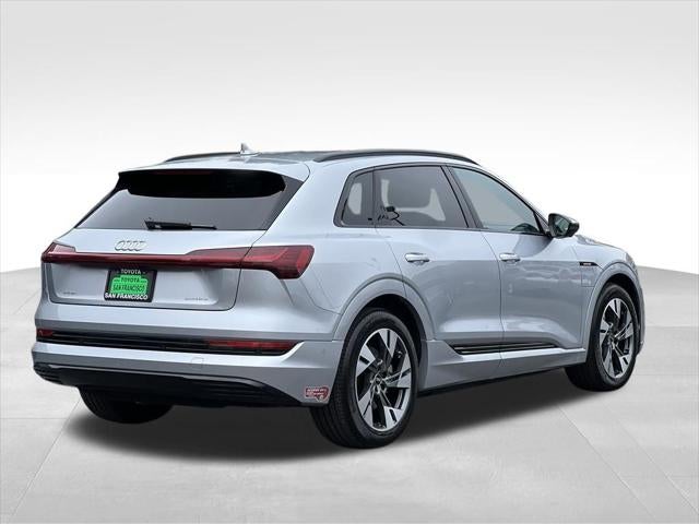 2022 Audi e-tron Premium quattro