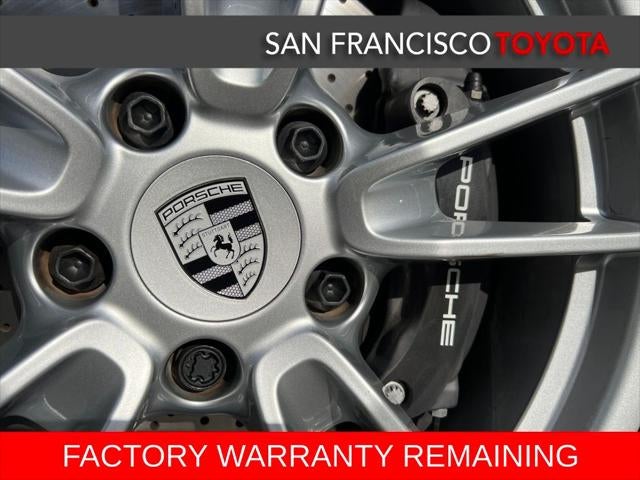 2025 Porsche 911 Carrera