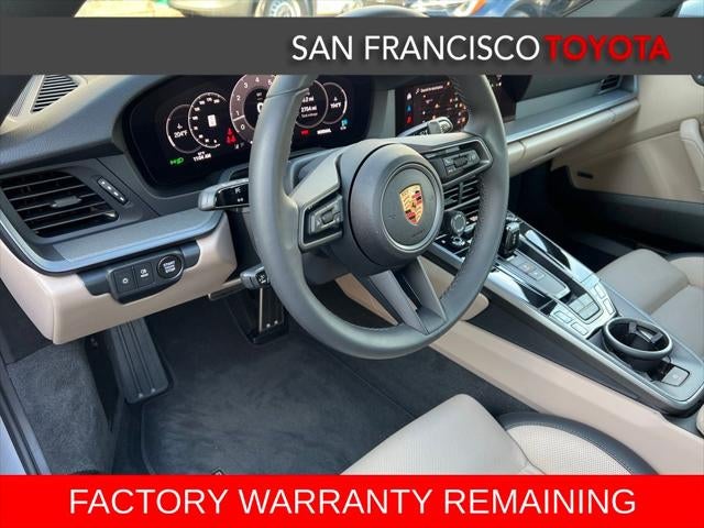 2025 Porsche 911 Carrera