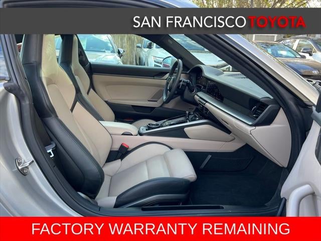 2025 Porsche 911 Carrera