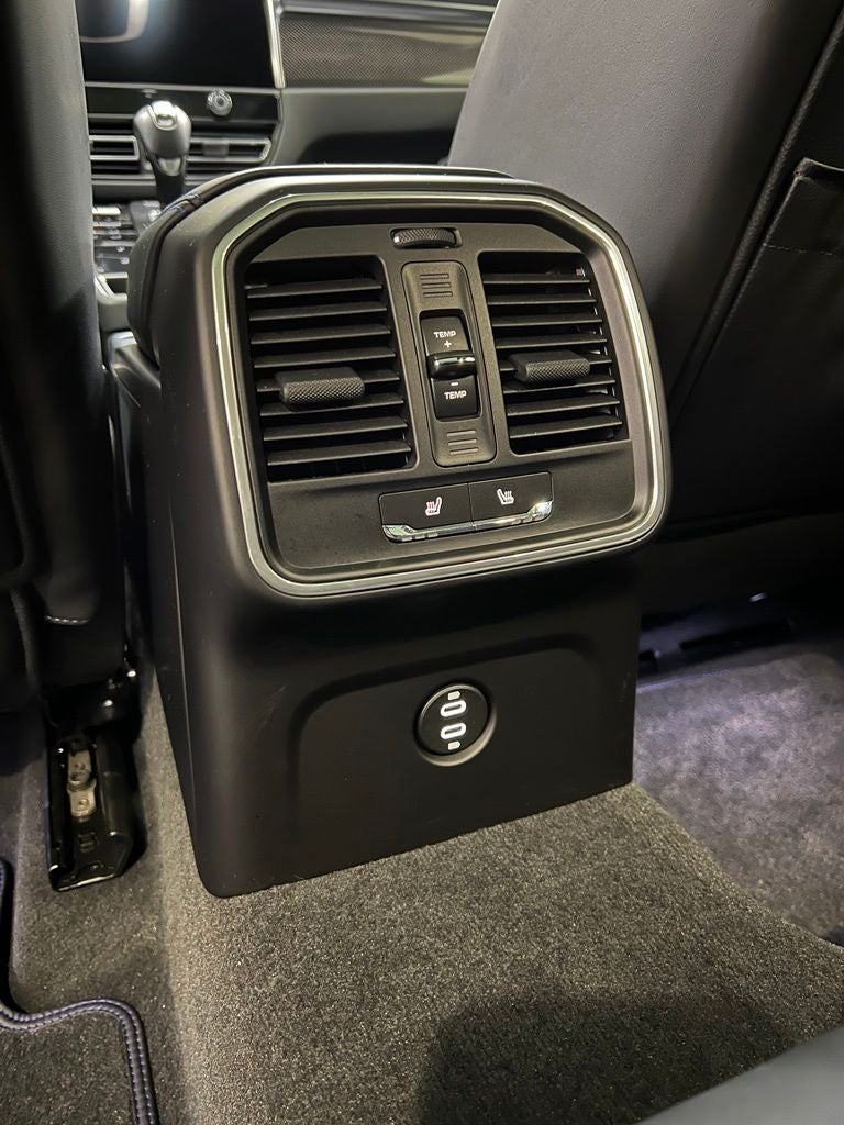 2022 Porsche Macan S