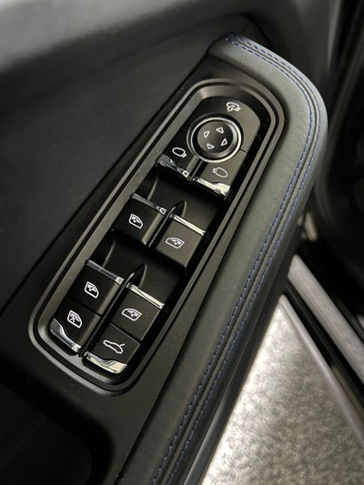 2022 Porsche Macan S