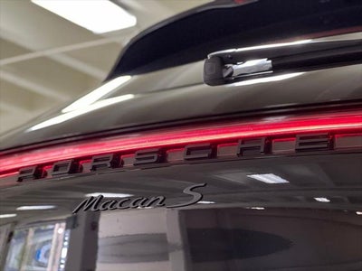 2022 Porsche Macan S