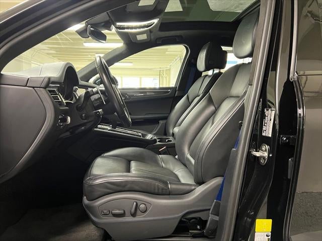 2022 Porsche Macan S