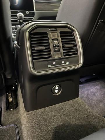 2022 Porsche Macan S
