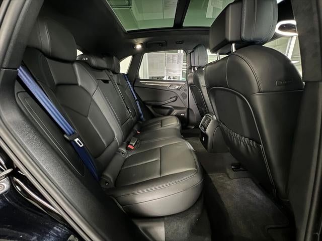 2022 Porsche Macan S