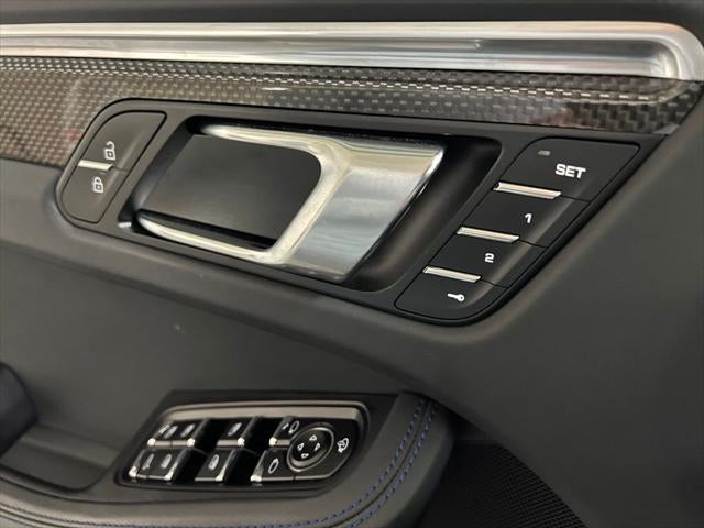 2022 Porsche Macan S