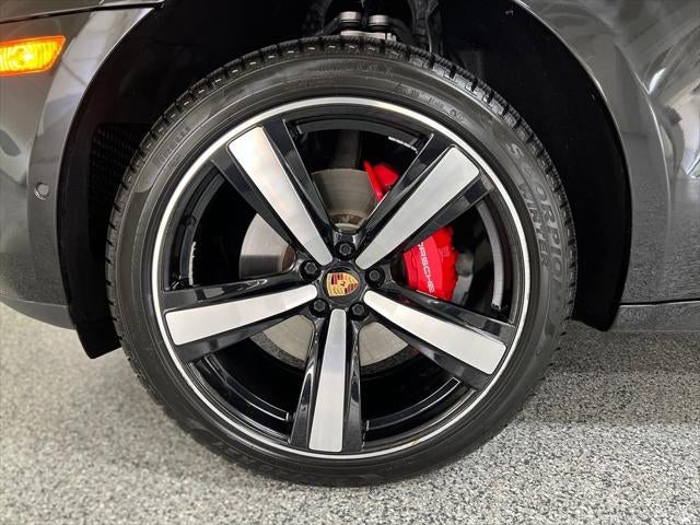 2022 Porsche Macan S
