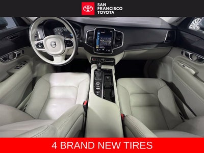 2020 Volvo XC90 T6 Momentum