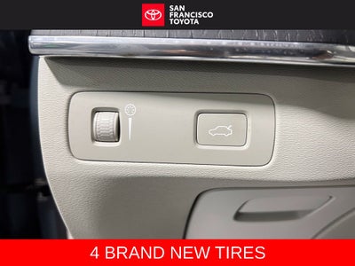 2020 Volvo XC90 T6 Momentum