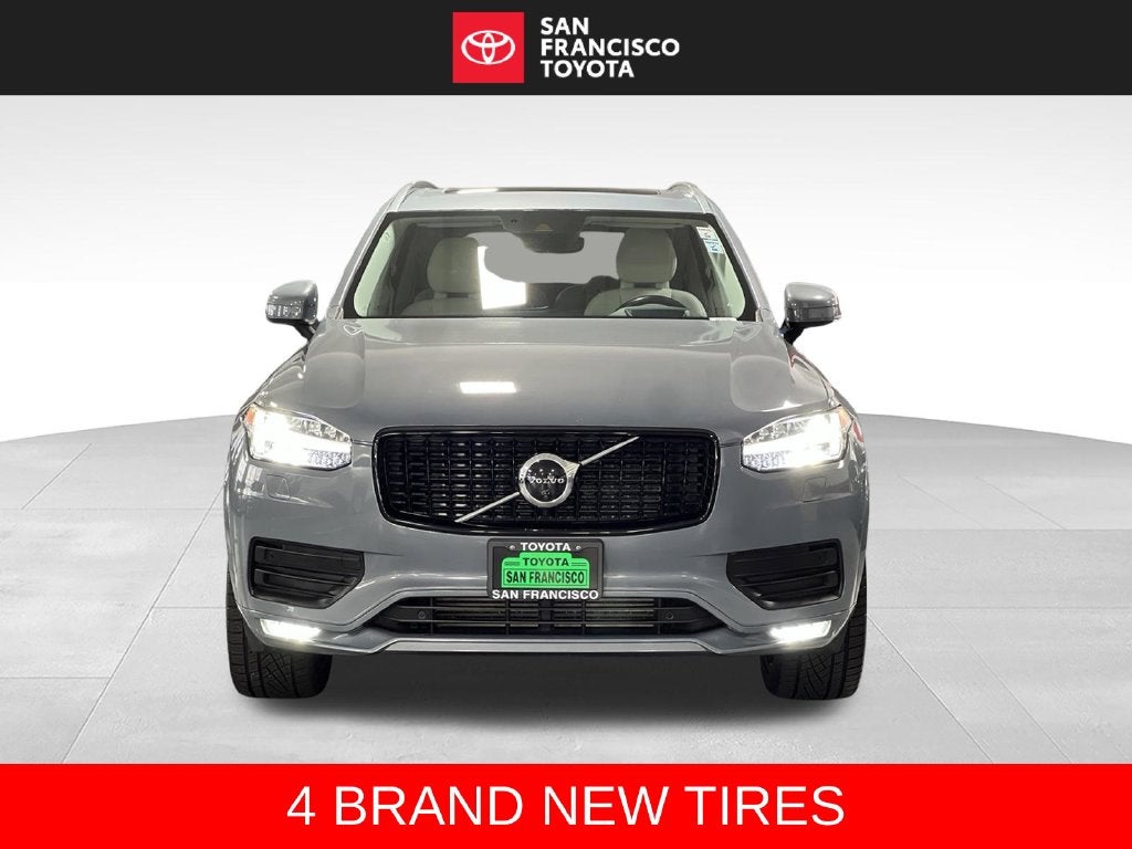 2020 Volvo XC90 T6 Momentum