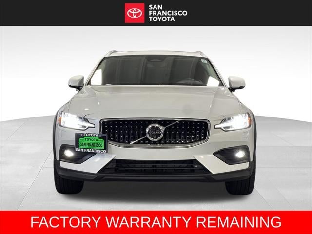 2026 Volvo V60 Cross Country B5 Ultra