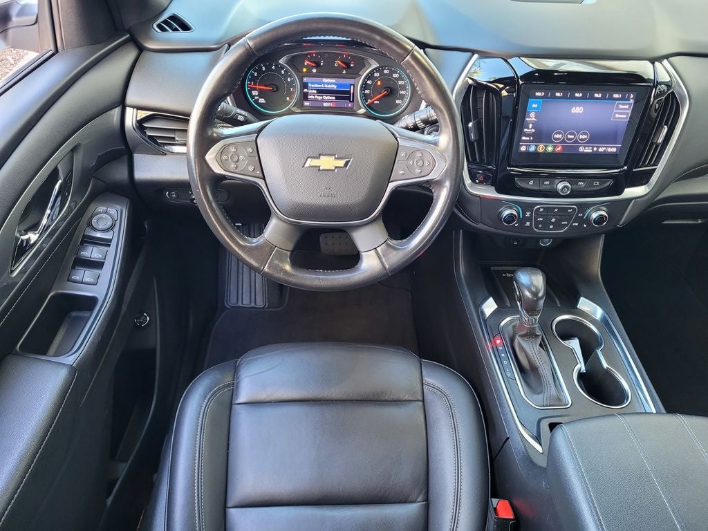2022 Chevrolet Traverse LT Leather