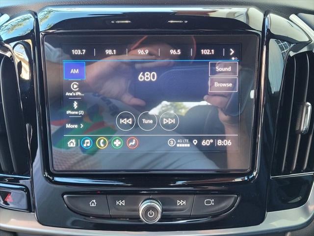 2022 Chevrolet Traverse LT Leather