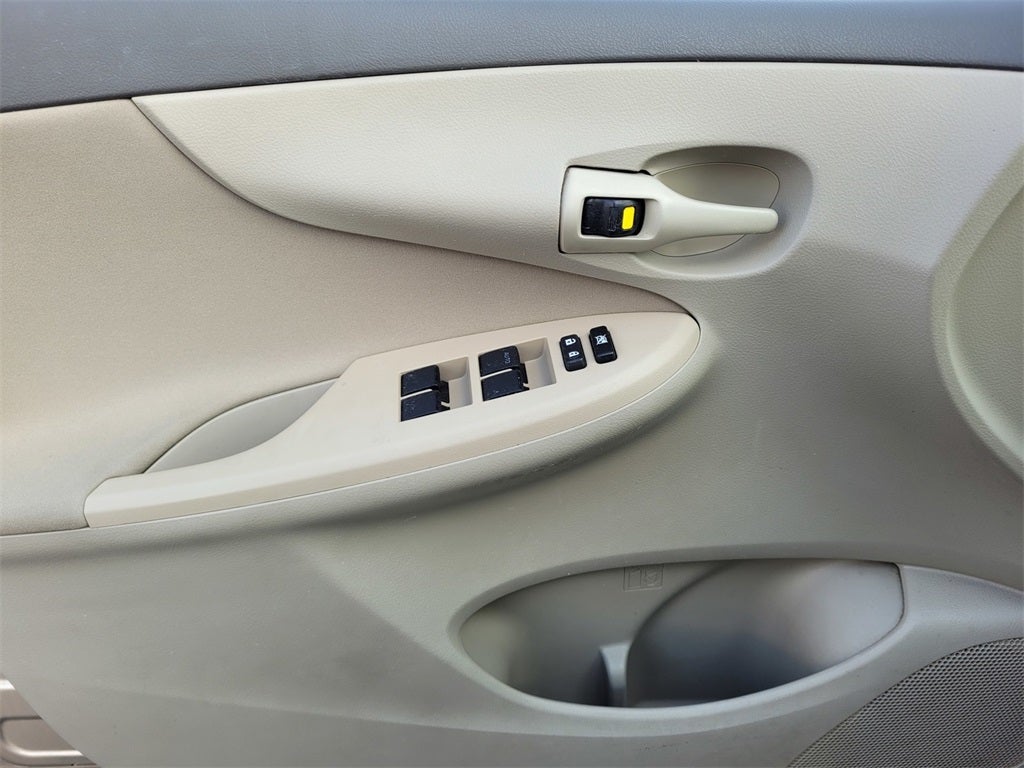 2009 Toyota Corolla LE