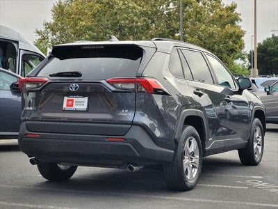 2022 Toyota RAV4 Hybrid LE