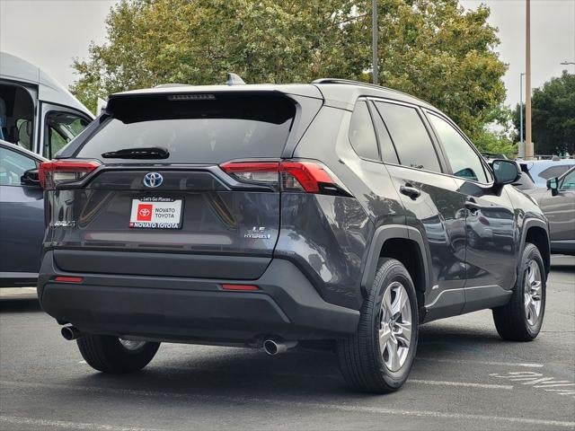 2022 Toyota RAV4 Hybrid LE