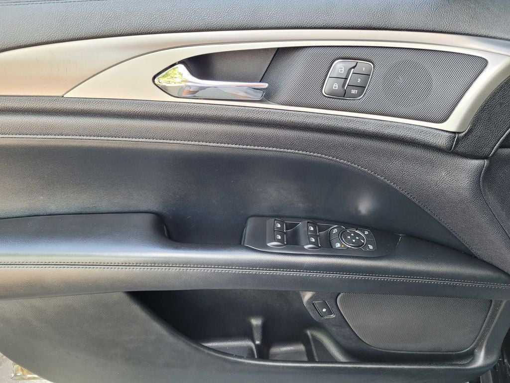 2020 Lincoln MKZ Hybrid Standard