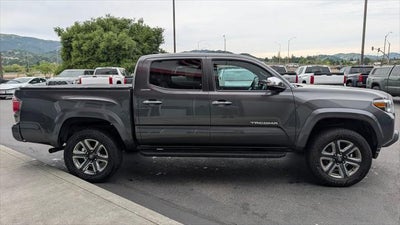2016 Toyota Tacoma SR V6