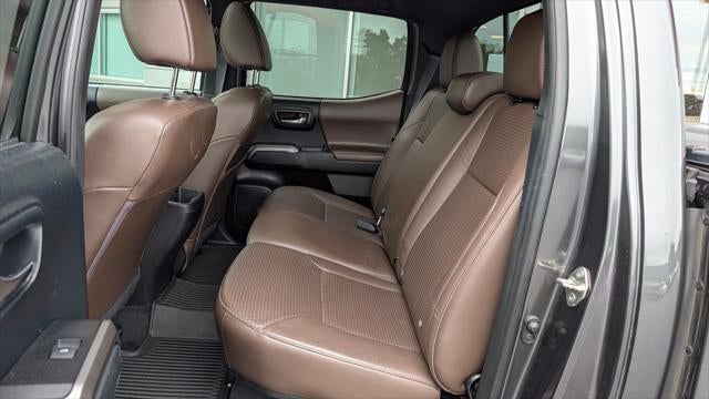 2016 Toyota Tacoma SR V6