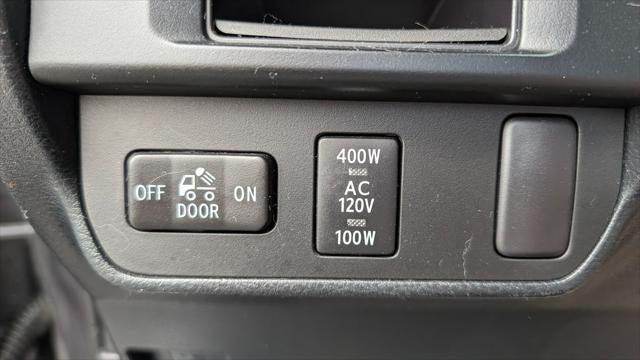 2016 Toyota Tacoma SR V6