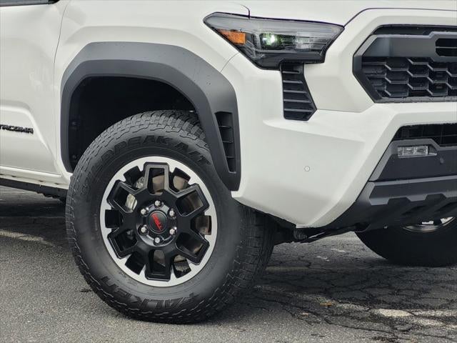 2025 Toyota Tacoma Hybrid TRD Off Road