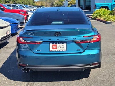2025 Toyota Camry SE