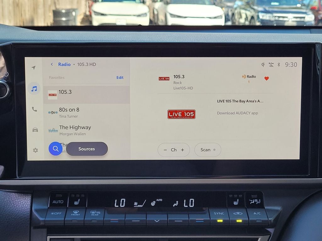 2025 Toyota Camry XSE Hybrid 48 MPG