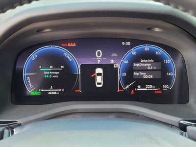 2025 Toyota Camry XSE Hybrid 48 MPG