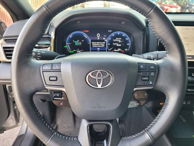 2025 Toyota Camry XSE Hybrid 48 MPG