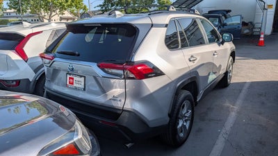 2022 Toyota RAV4 Hybrid LE
