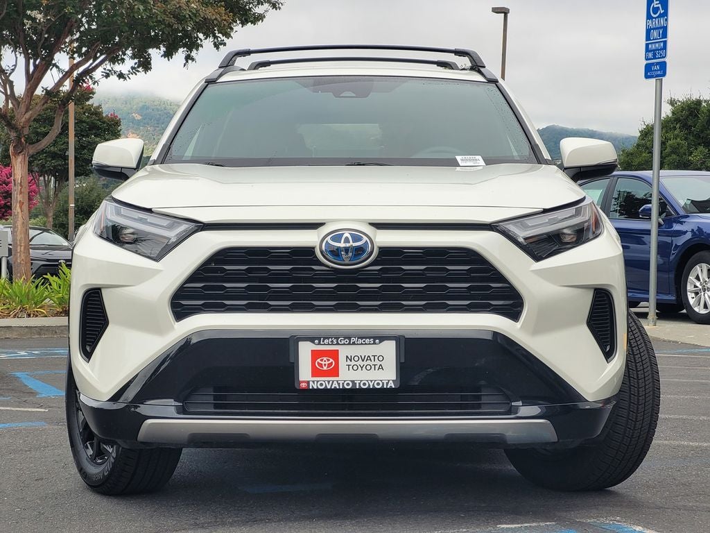 2022 Toyota RAV4 Hybrid SE