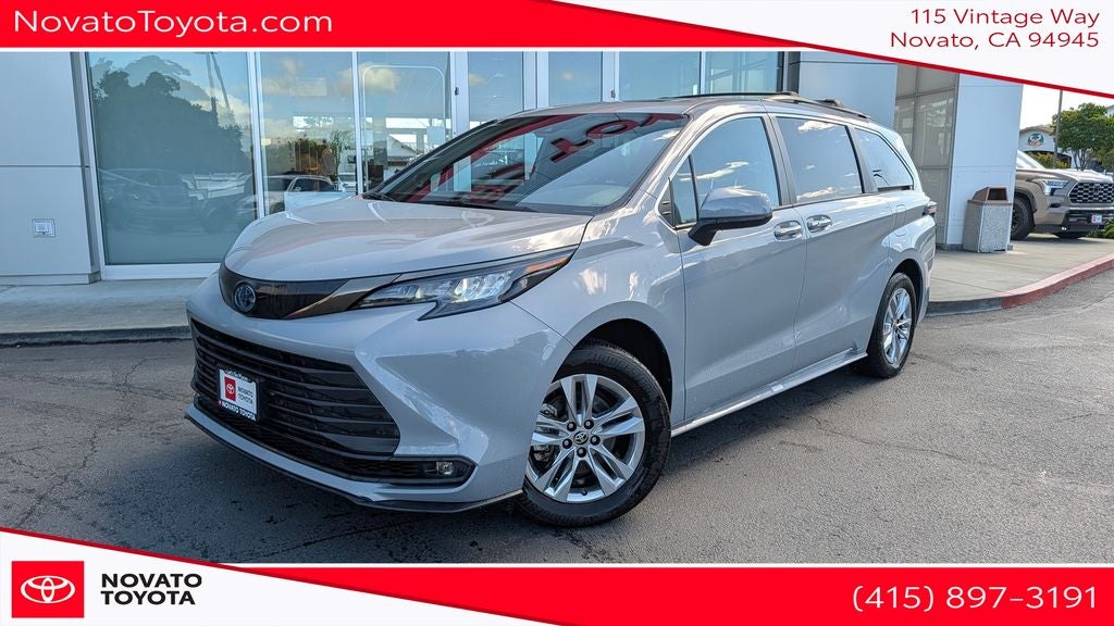 2023 Toyota Sienna Woodland Edition 7 Passenger