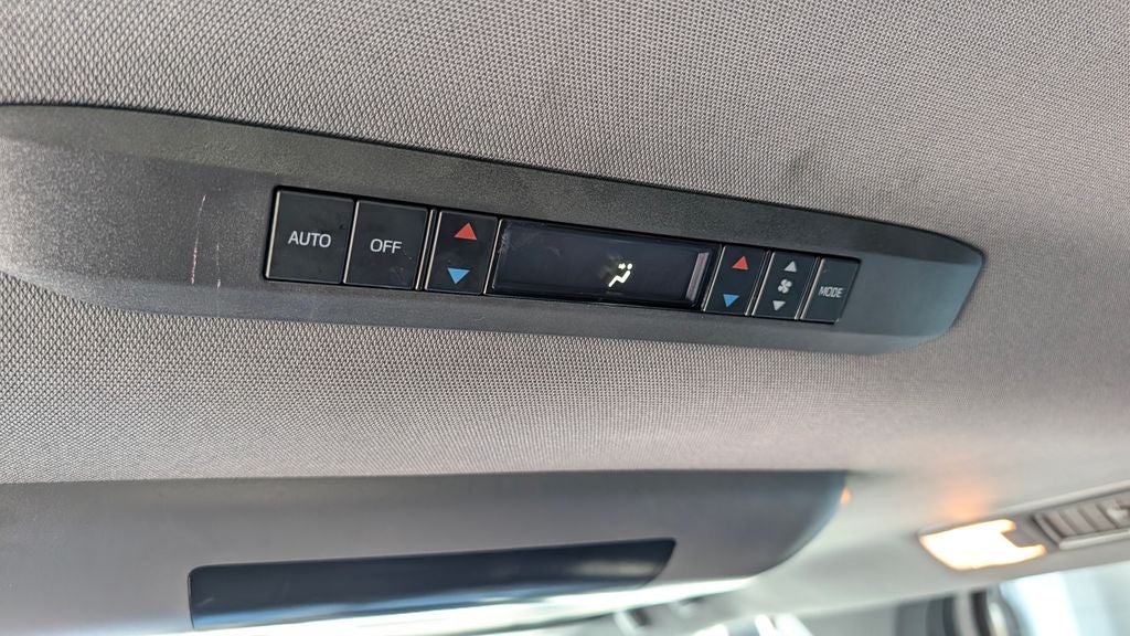 2023 Toyota Sienna Woodland Edition 7 Passenger