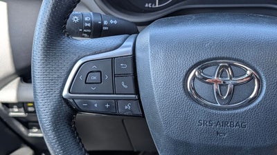 2023 Toyota Sienna Woodland Edition 7 Passenger