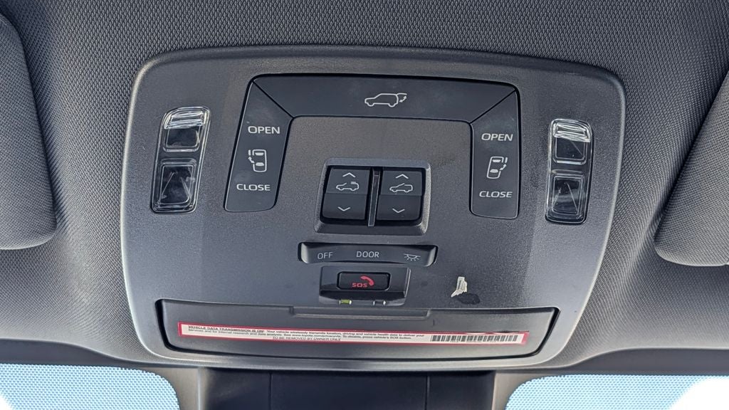 2023 Toyota Sienna Woodland Edition 7 Passenger