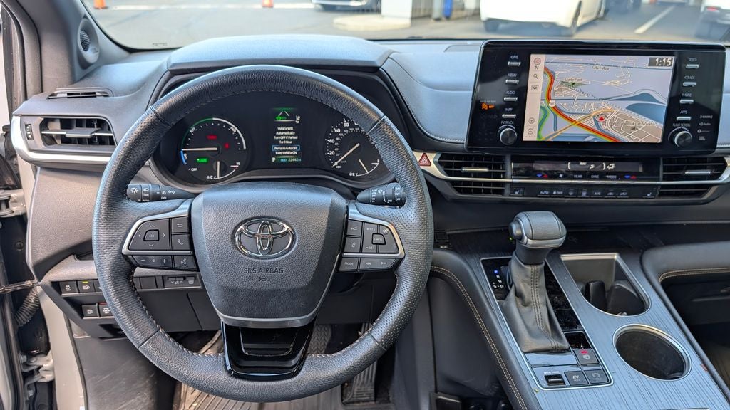 2023 Toyota Sienna Woodland Edition 7 Passenger