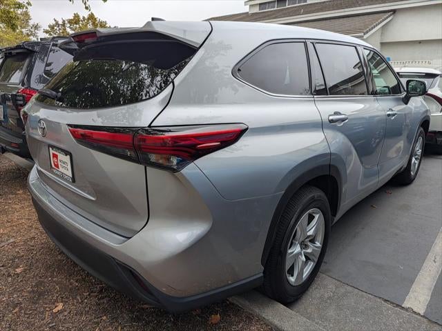 2022 Toyota Highlander L
